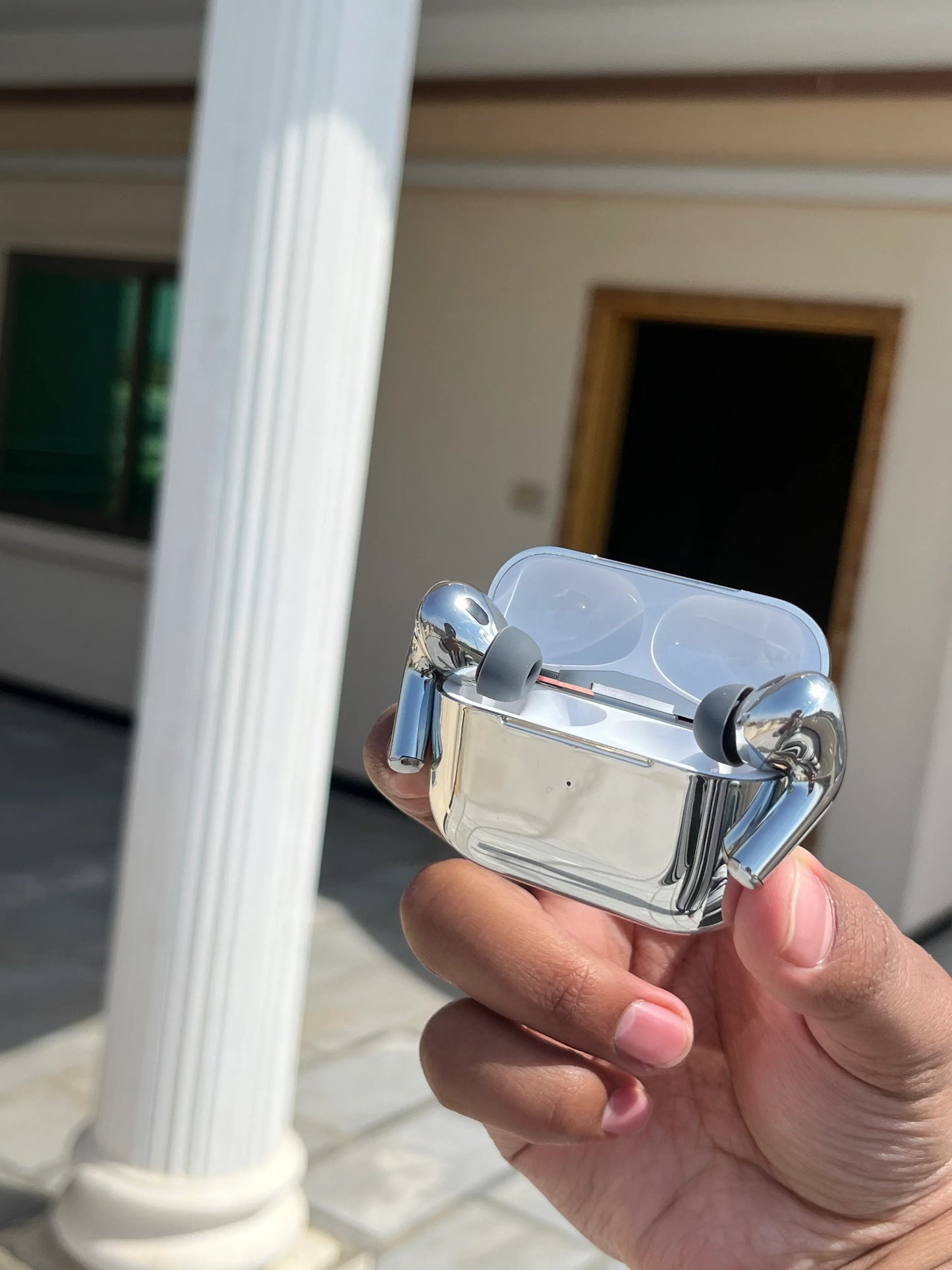 Sliver / Rose gold AirPods new colour AirPods Pro 2 buzzer addition with cover ✅ 🚛😍 - Nexrola